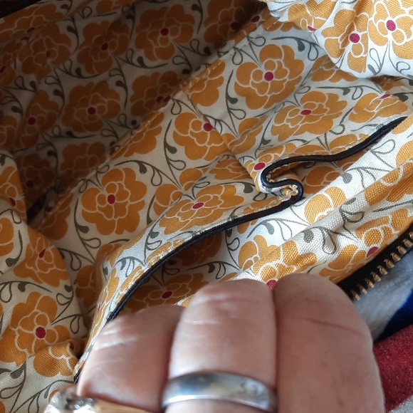 Black leather Emma Fox purse. - Picture 5 of 8